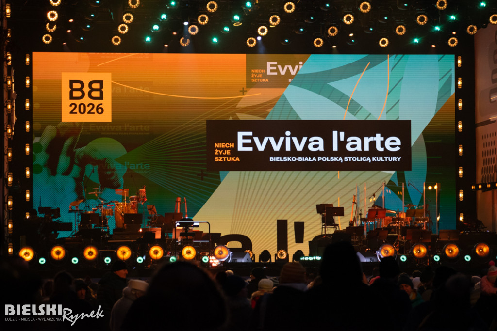 EVVIVA L\'ARTE - NIECH ŻYJE SZTUKA - koncert pod Ratuszem