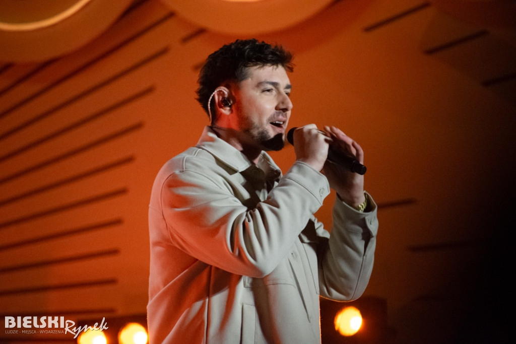 EVVIVA L\'ARTE - NIECH ŻYJE SZTUKA - koncert pod Ratuszem