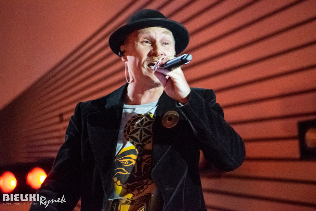 EVVIVA L\'ARTE - NIECH ŻYJE SZTUKA - koncert pod Ratuszem