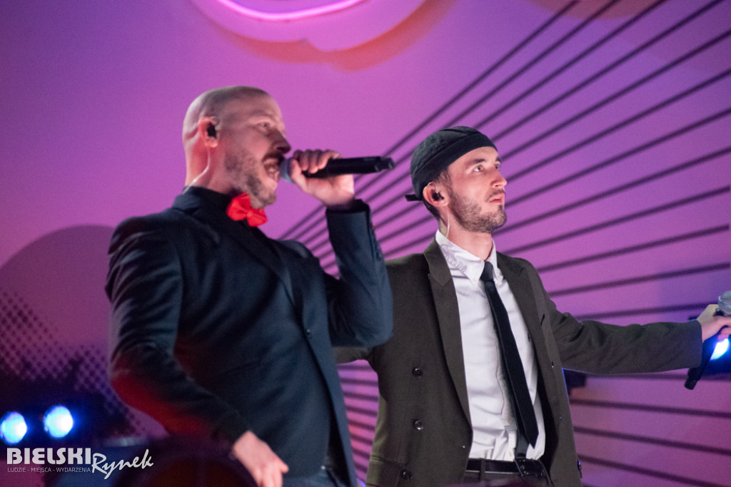 EVVIVA L\'ARTE - NIECH ŻYJE SZTUKA - koncert pod Ratuszem