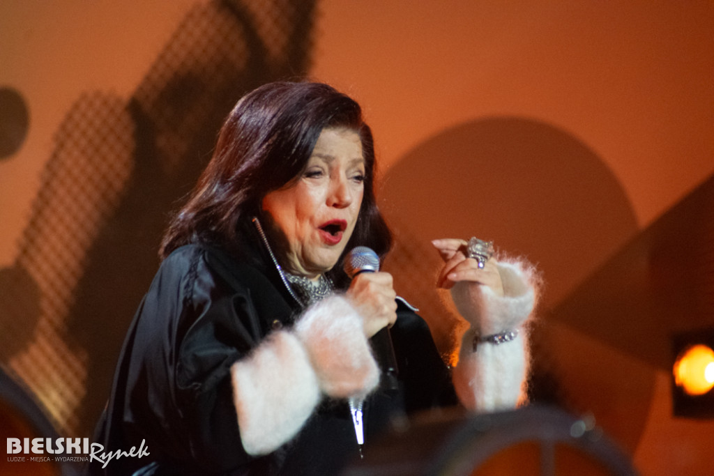 EVVIVA L\'ARTE - NIECH ŻYJE SZTUKA - koncert pod Ratuszem