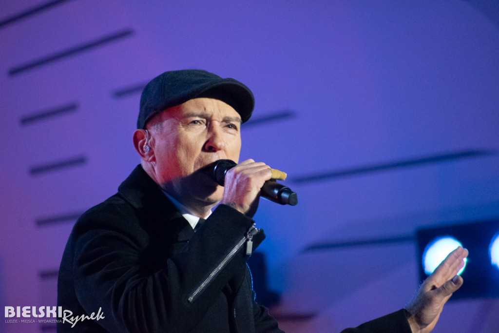 EVVIVA L\'ARTE - NIECH ŻYJE SZTUKA - koncert pod Ratuszem