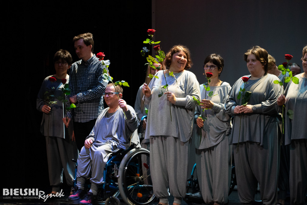 „Smaki” w Teatrze Polskim – poruszająca premiera w Bielsku-Białej