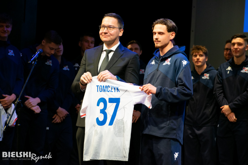 GÓRALE na deskach Teatru Polskiego