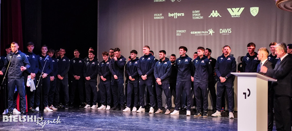 GÓRALE na deskach Teatru Polskiego