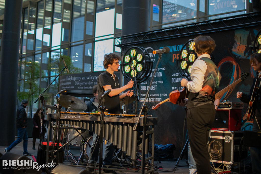 Nasz Michał Anioł w Galerii Sfera Wystawa poświęcona Michałowi Urbaniakowi – „Aniołowi Jazzu 2019”