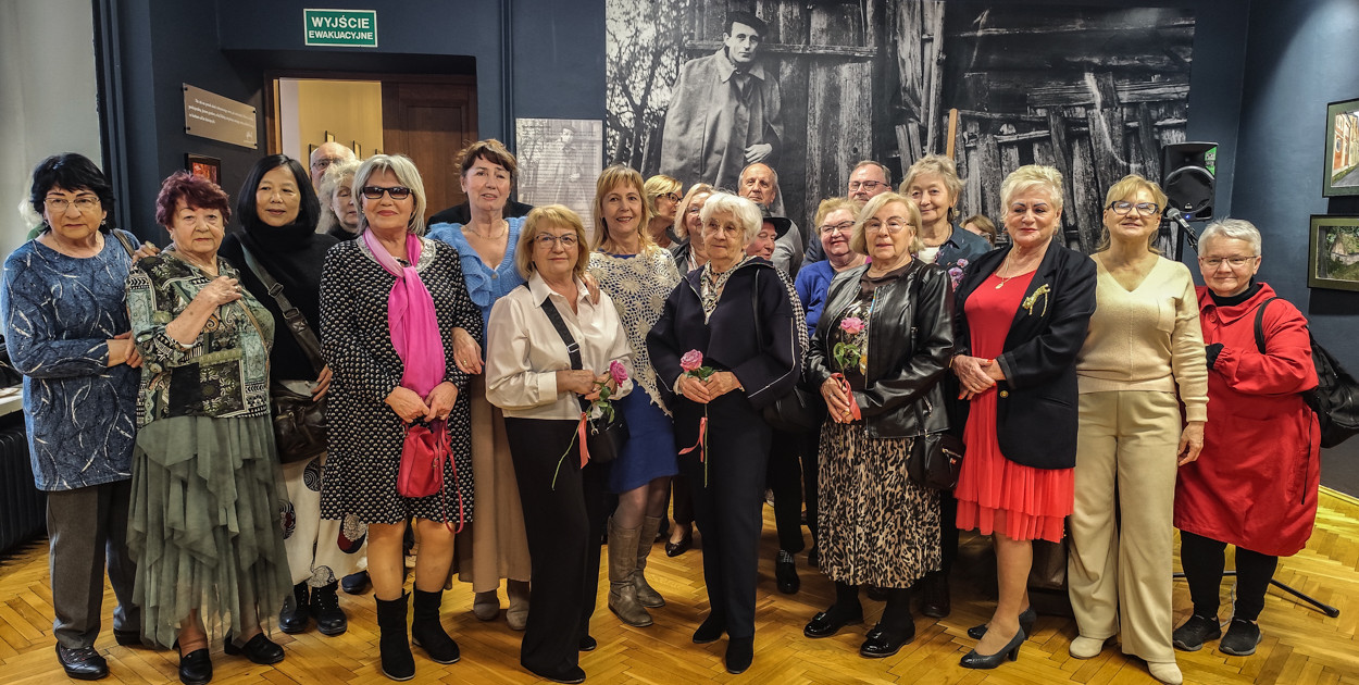 Sztalugowe opowieści - wystawa sekcji malarskiej UTW