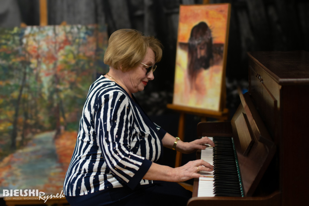 Sztalugowe opowieści - wystawa sekcji malarskiej UTW