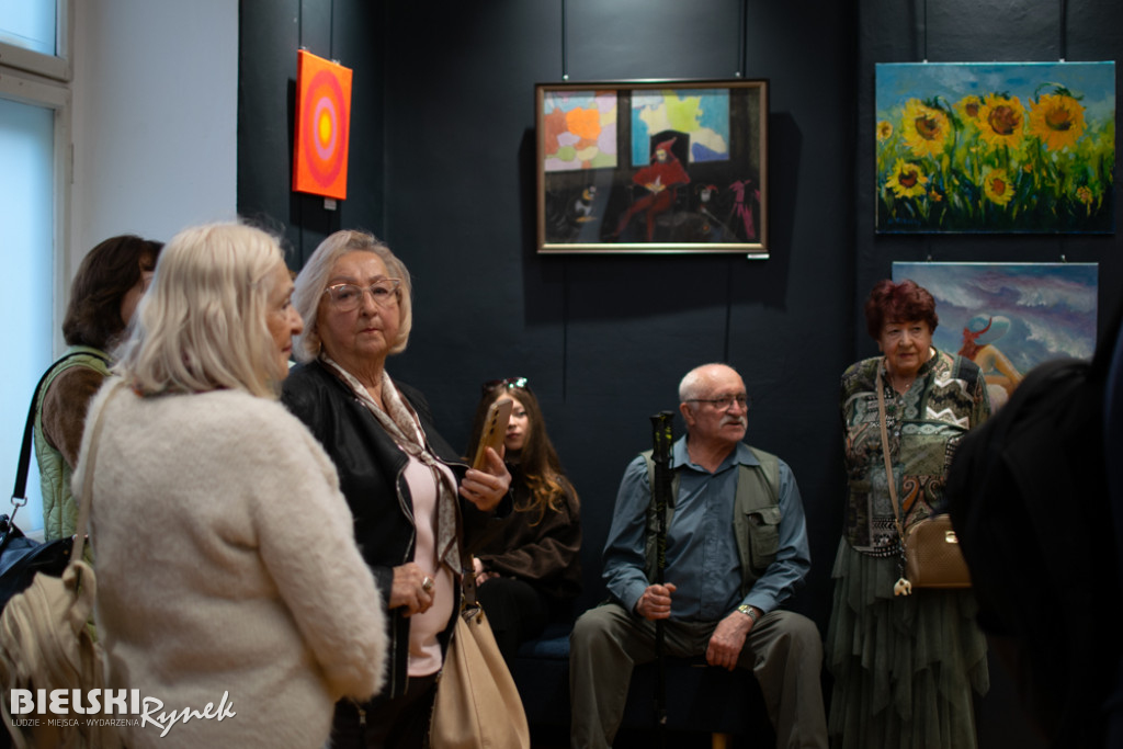 Sztalugowe opowieści - wystawa sekcji malarskiej UTW