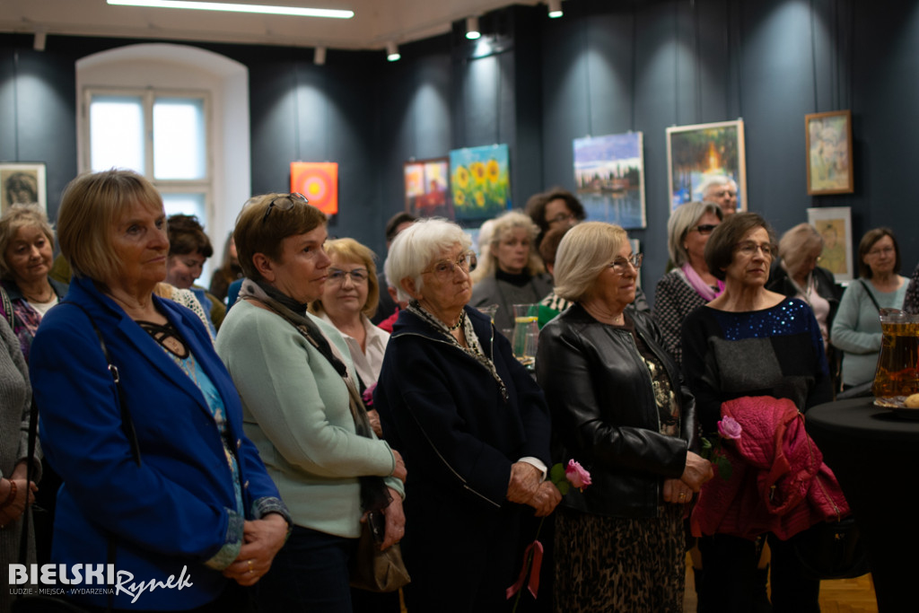 Sztalugowe opowieści - wystawa sekcji malarskiej UTW