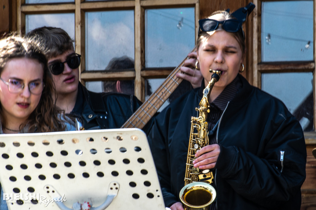 Jazzowe śniadanie na stoku Dębowca