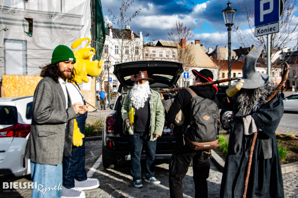 Tropami niezwykłej trójki ulicami Bielska-Białej