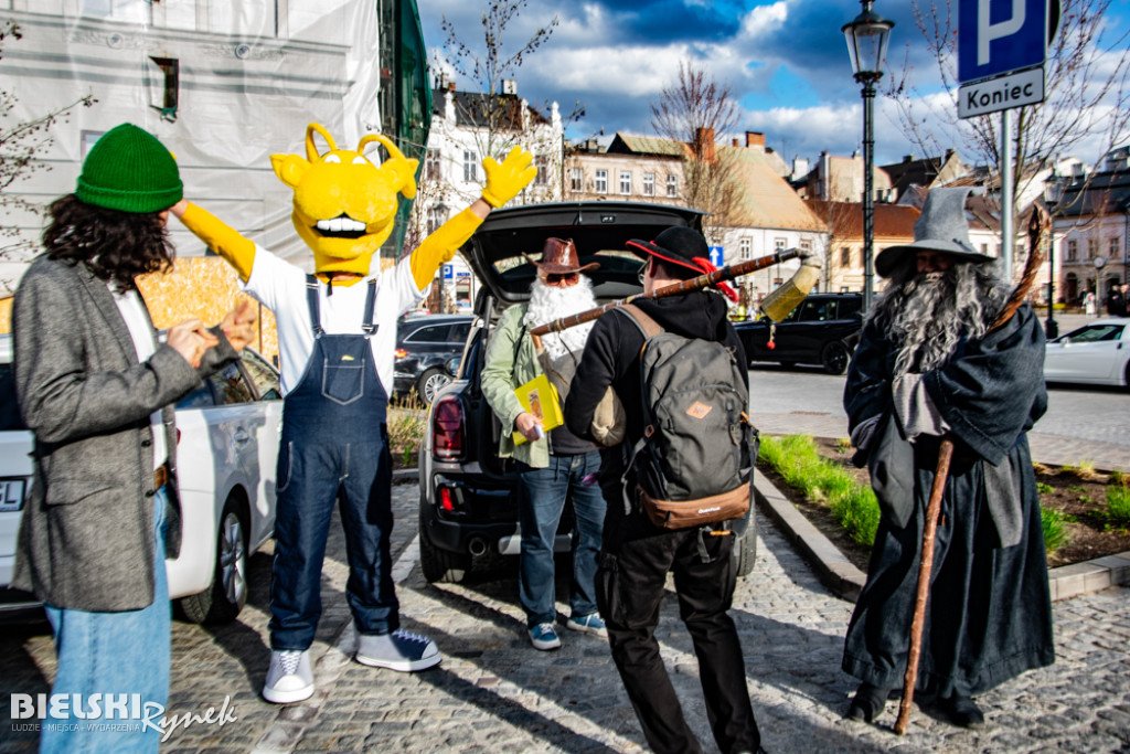 Tropami niezwykłej trójki ulicami Bielska-Białej