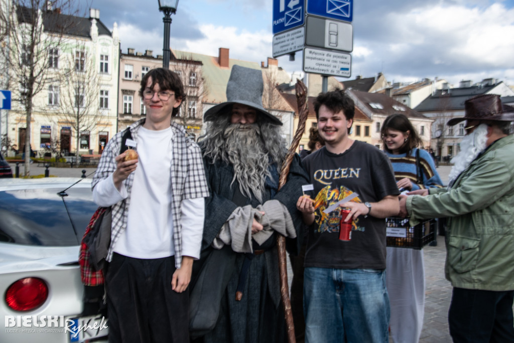 Tropami niezwykłej trójki ulicami Bielska-Białej