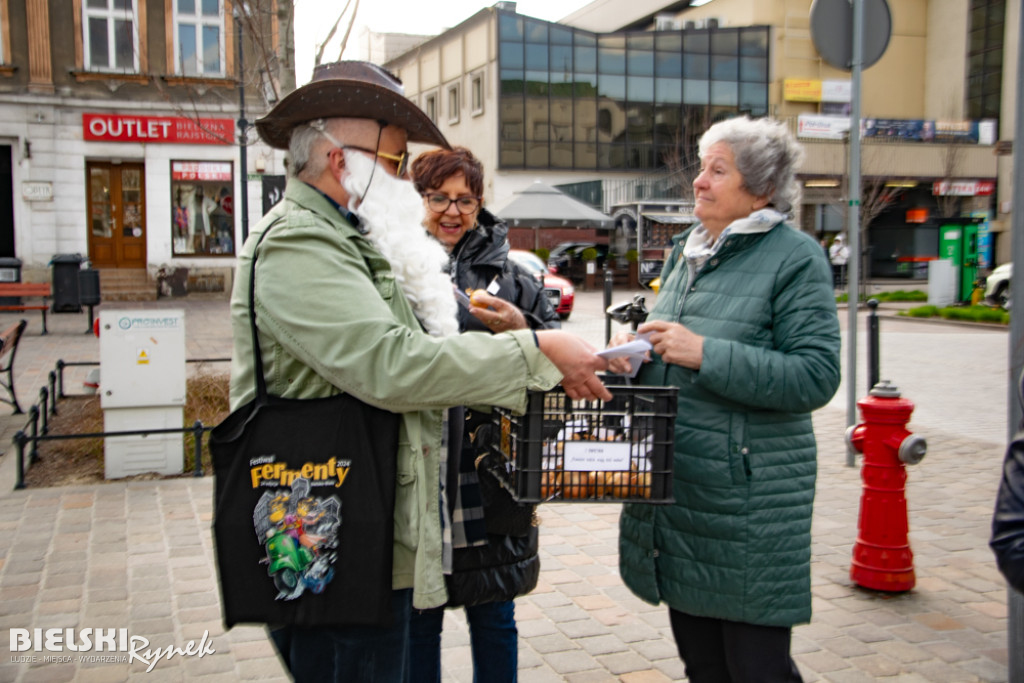 Tropami niezwykłej trójki ulicami Bielska-Białej