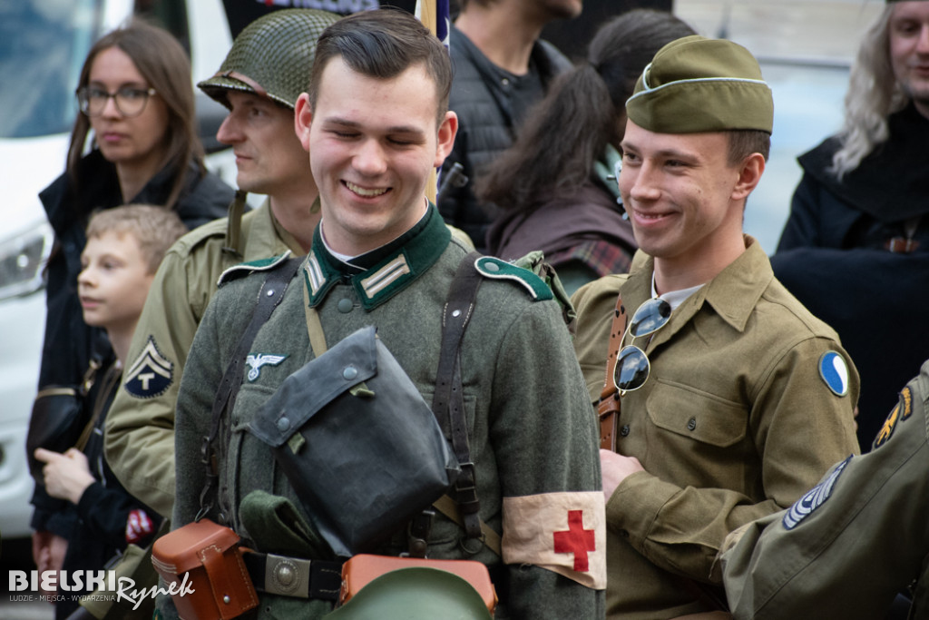 Majówka z muzyką filmową na placu Wojska Polskiego. Zobacz galerię zdjęć