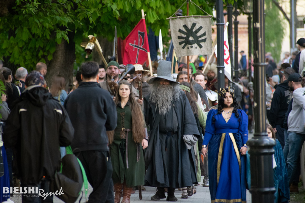 Majówka z muzyką filmową na placu Wojska Polskiego. Zobacz galerię zdjęć