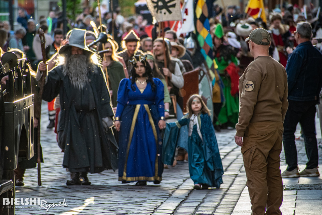 Majówka z muzyką filmową na placu Wojska Polskiego. Zobacz galerię zdjęć