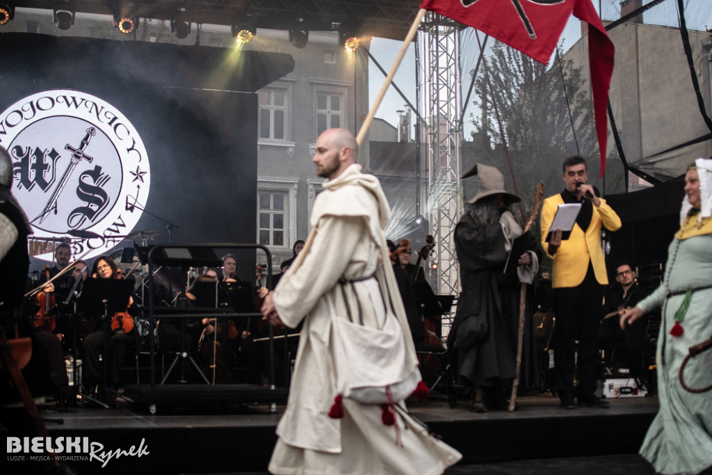 Majówka z muzyką filmową na placu Wojska Polskiego. Zobacz galerię zdjęć