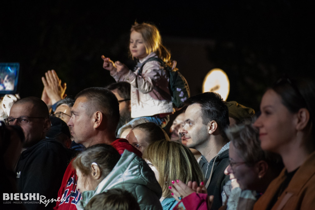 Majówka z muzyką filmową na placu Wojska Polskiego. Zobacz galerię zdjęć