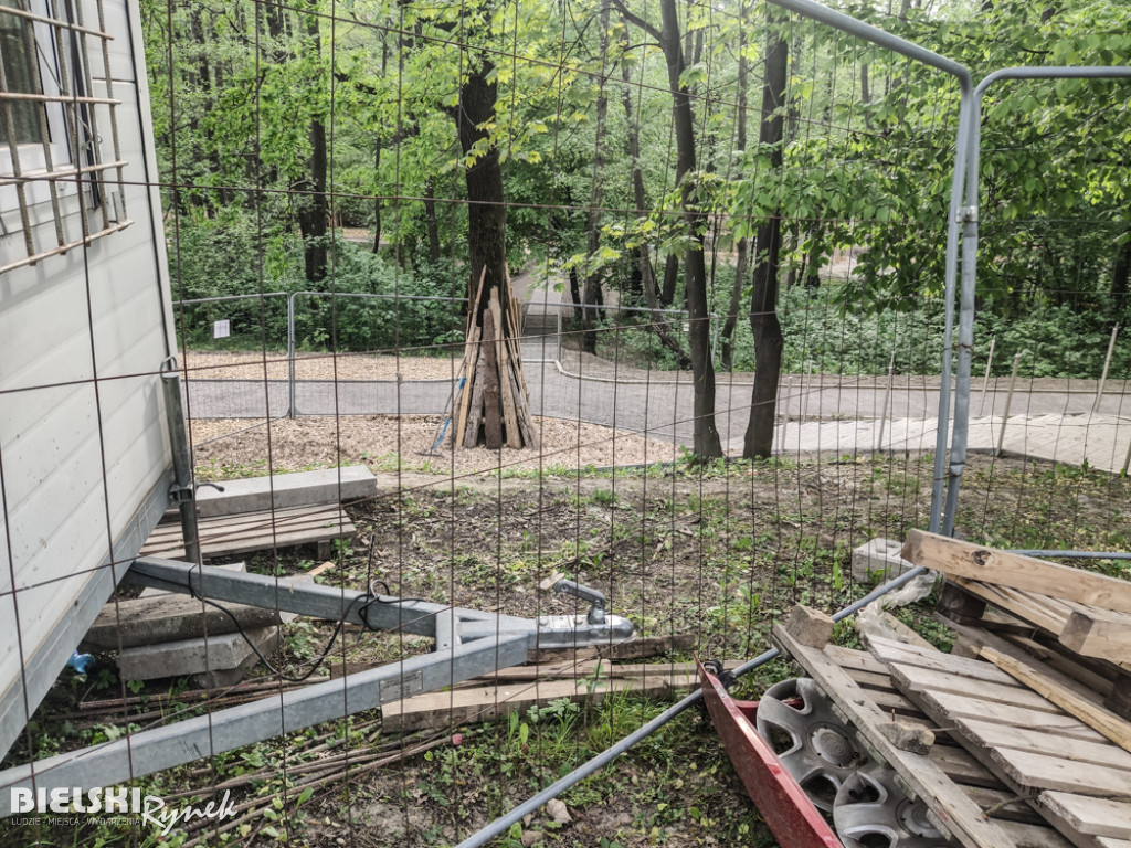Z placu budowy w parku Skarżyńskiego