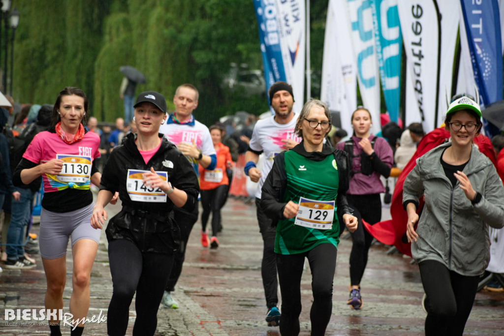 32. Bieg Fiata w Bielsku-Białej na starcie 1800 zawodników