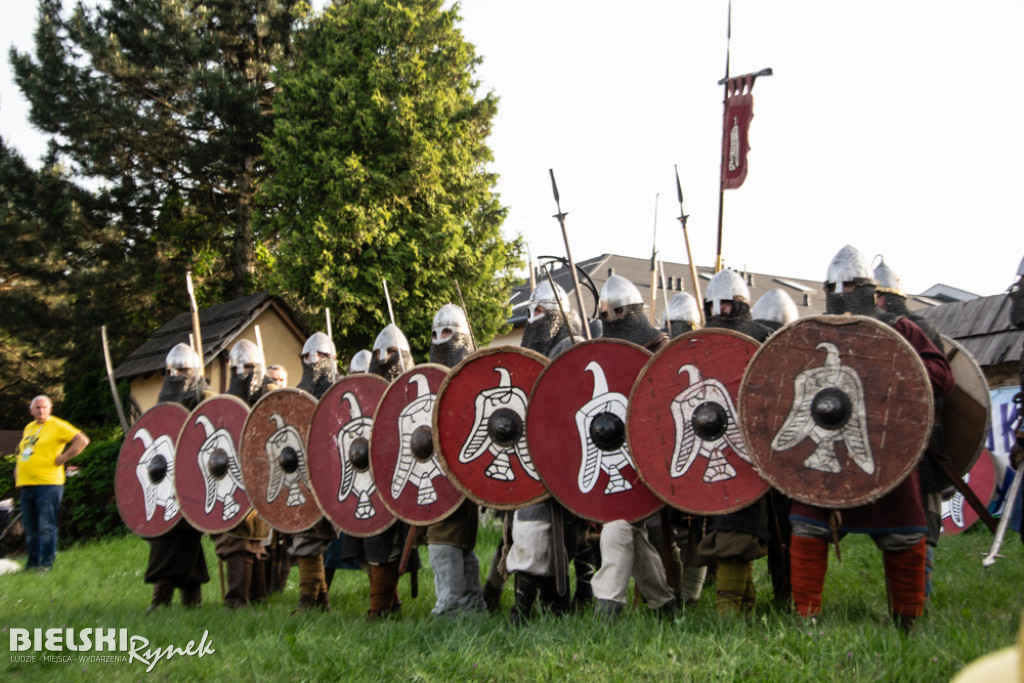 Piknik Historyczny w Starym Bielsku: dwa dni historii i finał z 2ManShow