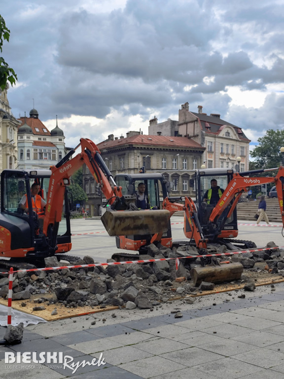 Fotogaleria z otwarcia 6. Bielskiego Festiwalu Sztuk Wizualnych
