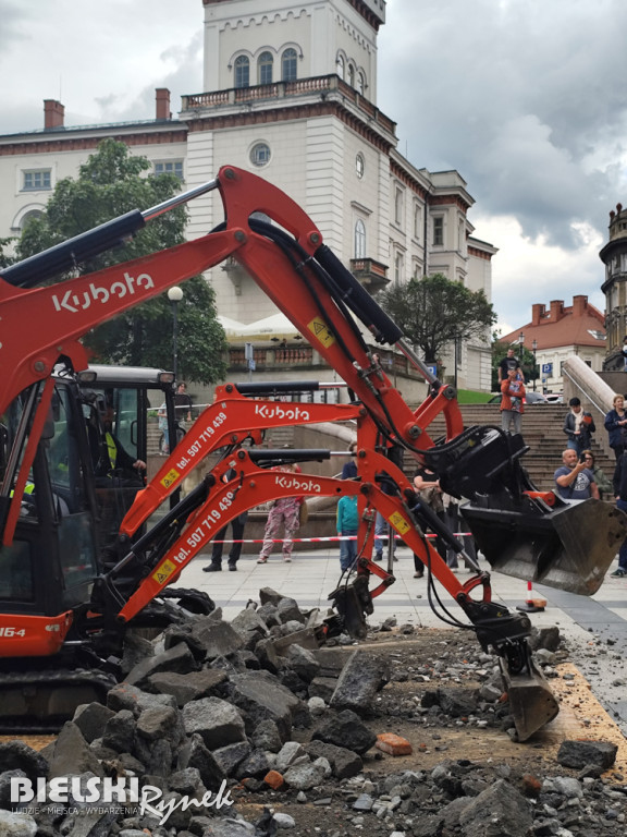 Fotogaleria z otwarcia 6. Bielskiego Festiwalu Sztuk Wizualnych