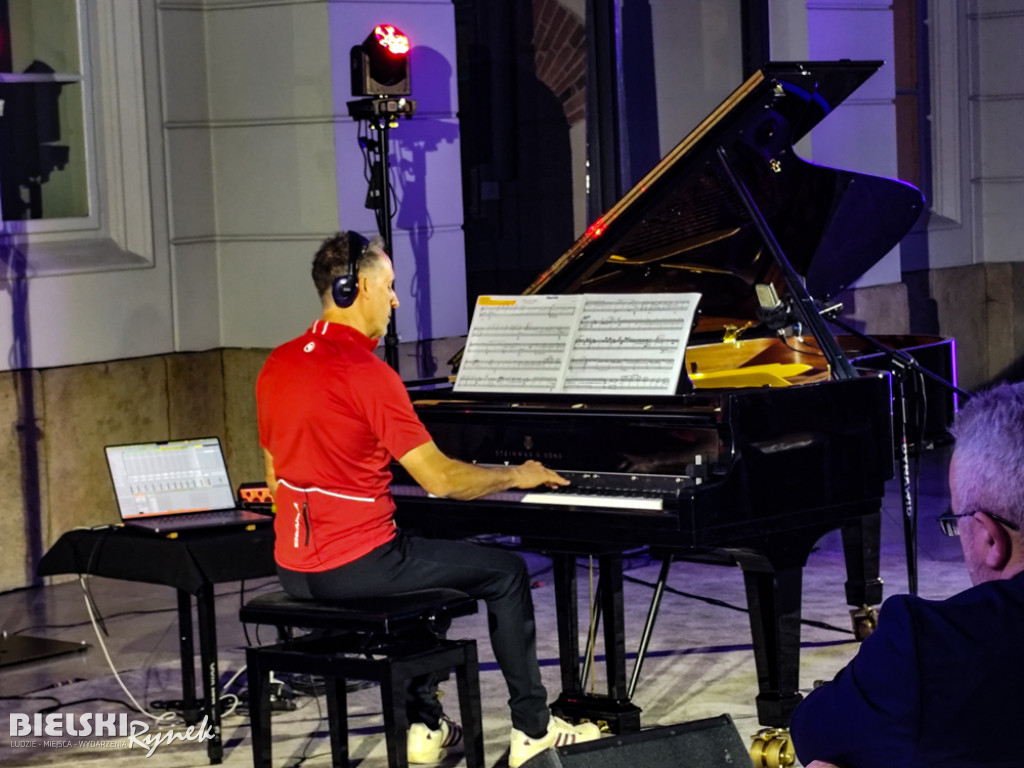 Fotogaleria z otwarcia 6. Bielskiego Festiwalu Sztuk Wizualnych