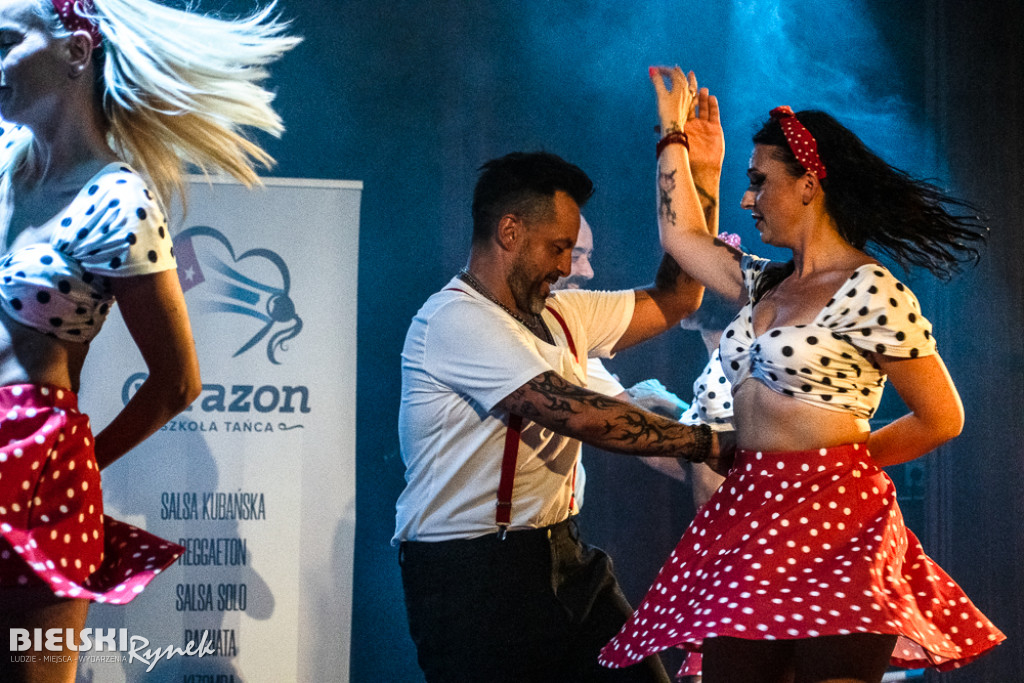 Szukaliśmy ochłody, trafiliśmy na taneczny żar. Gala w Kubiszówce