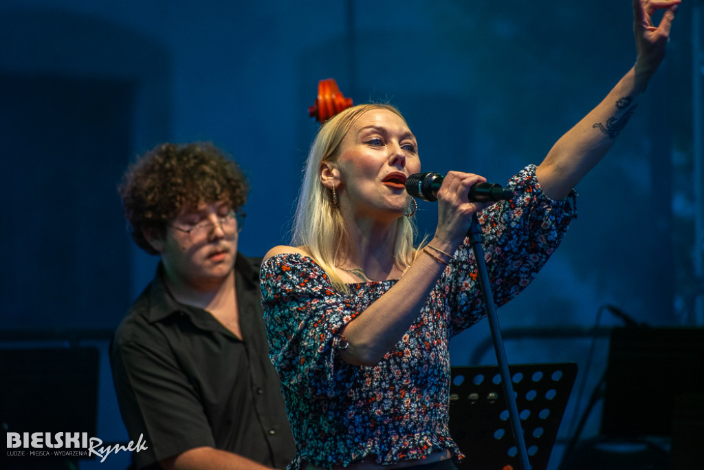 Folk-Up! z bałkańską energią i orkiestrą
