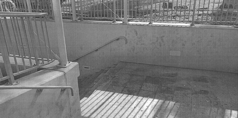 Fotografia wykonanan podczas oględzin tunelu