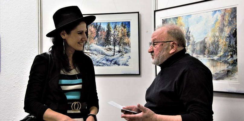 Leszek Henryk Dryja na otwarciu wystawy "Bielsko-Biała i okolice w akwareli" 