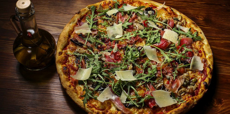 Pizza w stylu włoskim w Kętach
