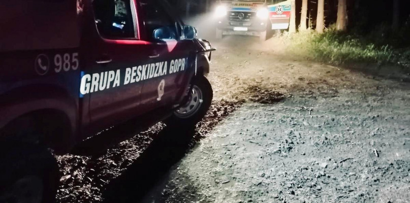10 razy wyruszali z pomocą beskidzcy goprowcy w ostatnich dniach, w tym siedmiokrotnie w miniony weekend. Ratownicy zakomunikowali we wtorek, że do najpoważniejszego zdarzenia doszło nieopodal stacji turystycznej na Słowiance - zmarł rowerzysta.