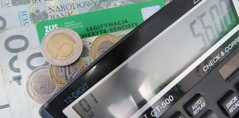 ZUS: Jak otrzymać emeryturę, czy rentę po zmarłym?