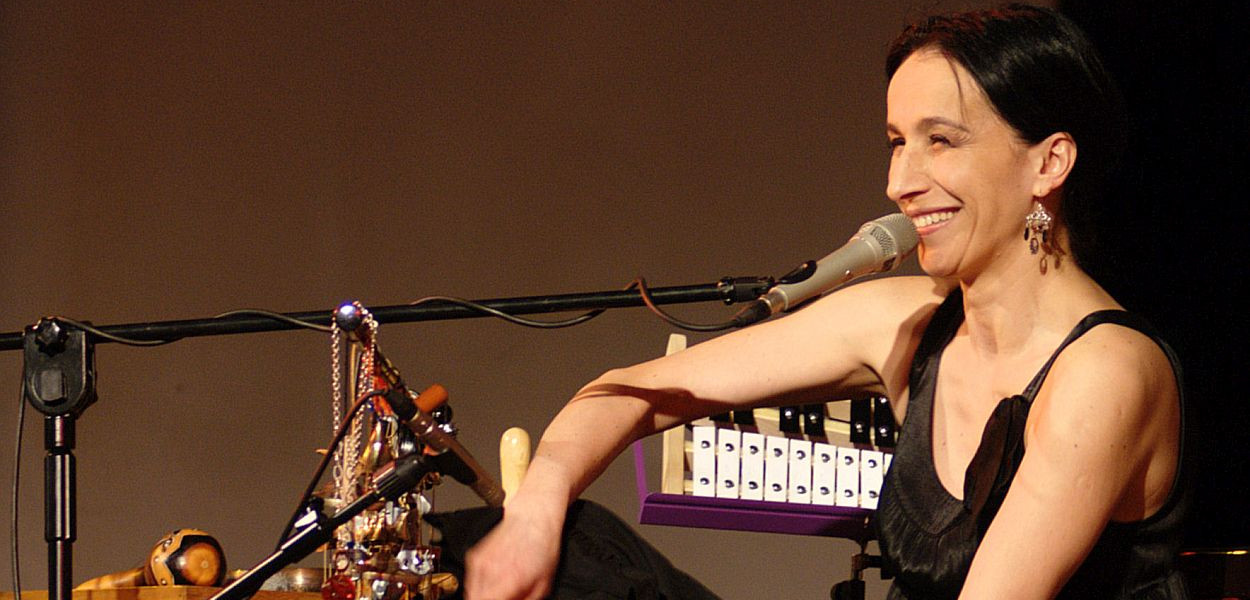 Zafascynowana Bachem i rockiem rozśpiewana nimfa wodna