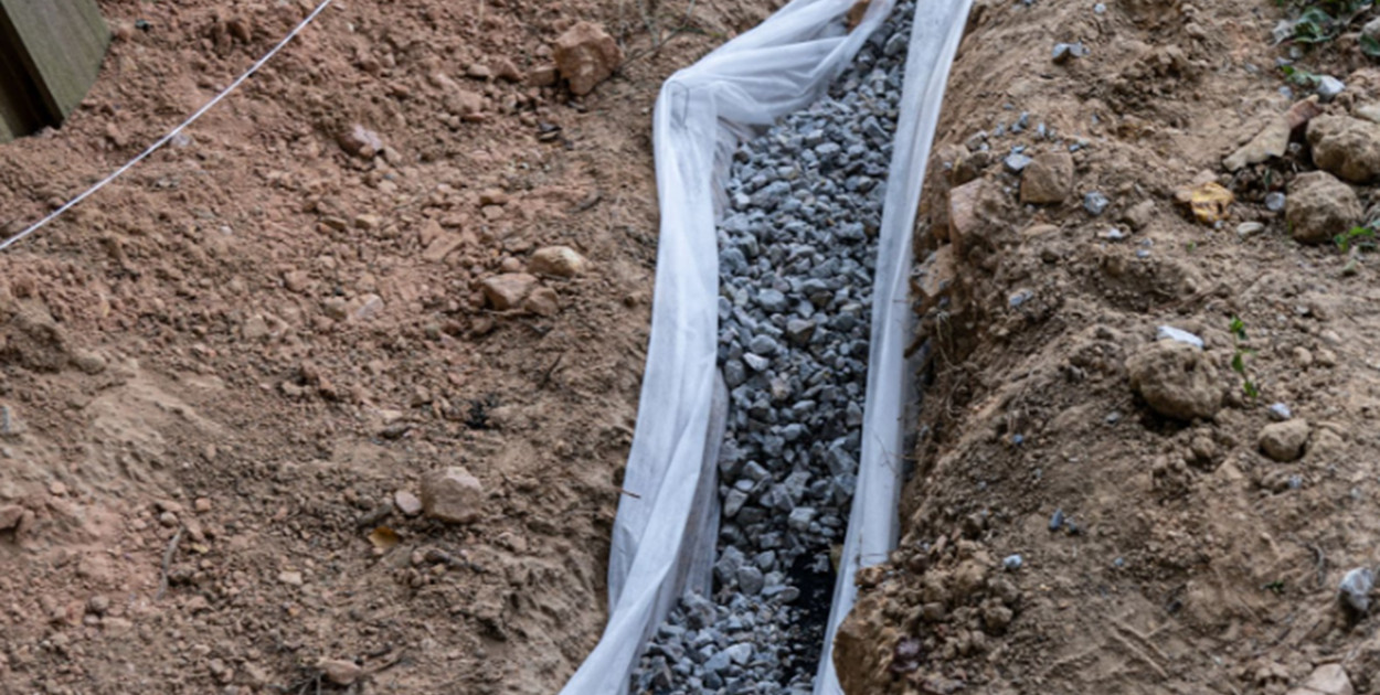 Drenaż opaskowy – jak się do niego przygotować?