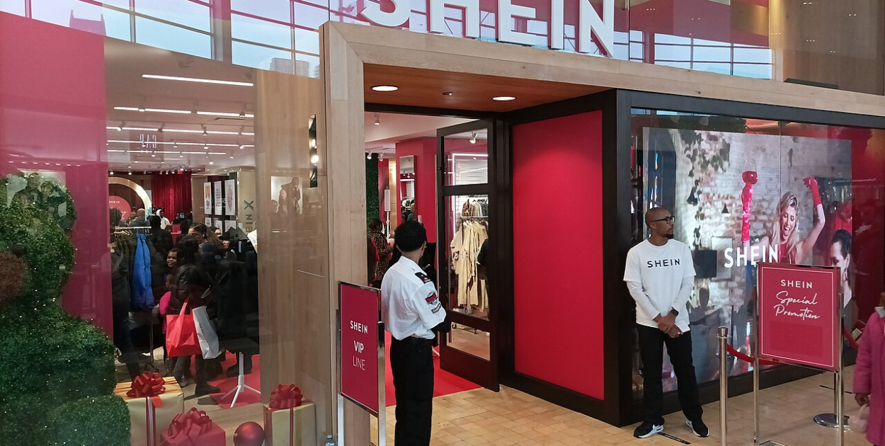 Robisz zakupy u chińskiego giganta? Otworzy sklep stacjonarny w Polsce!