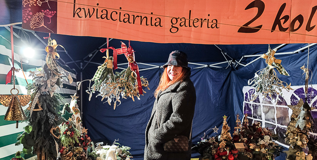 Jarmark świąteczny na placu Ratuszowym