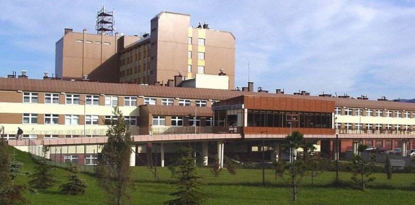 Szpital Wojewódzki w Bielsku-Białej prowadzi zapisy na trzecią dawkę szczepionki