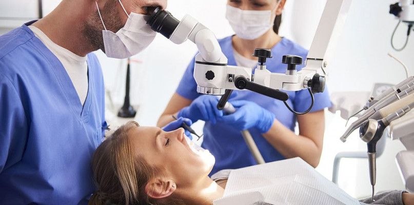 Nieuczciwy dentysta wyłudził ponad 300 tysiecy z NFZ