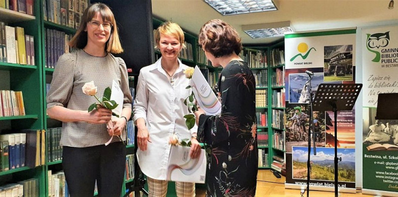  W ogólnopolskim tygodniu bibliotek wręczono nagrody w konkursie na najlepszą bibliotekę w powiecie bielskim.