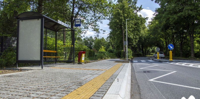 Miejski Zarząd Dróg w Bielsku-Białej zakończył remont przystanków autobusowych przy ul. Górskiej w ramach projektu „Budowa i rozbudowa przejść dla pieszych w rejonie skrzyżowania ul. Górskiej z ul. Dojazdową w Bielsku-Białej”.