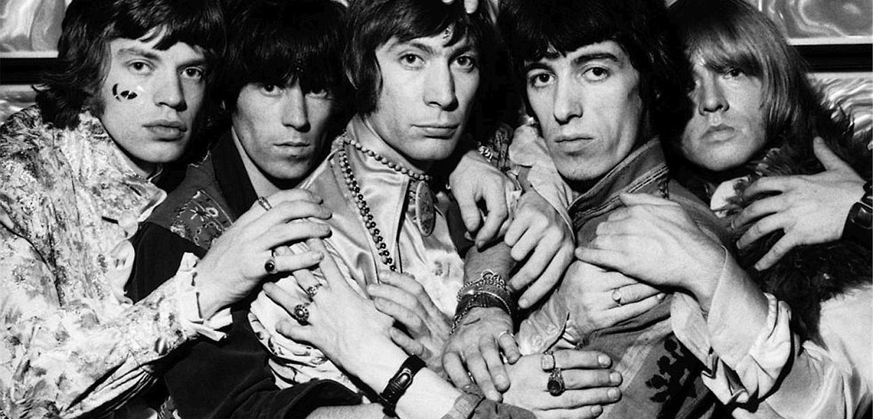 Zespół Rolling Stones. Od lewej - Mick Jagger, Keith Richards, Charlie Watts, Bill Wyman i Brian Jones / fot.EastNews