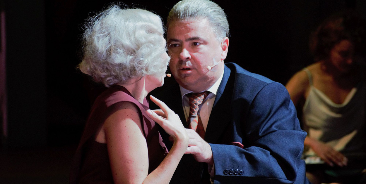 Scena ze spektaklu "Kabaret"