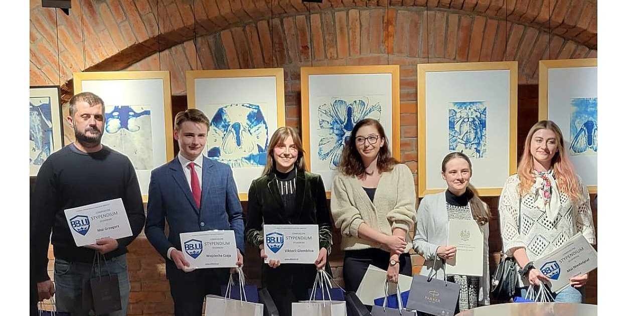 Tegoroczni stypendyści, fot. Fundacja Z Bielska-Białej na Uniwersytet Jagielloński