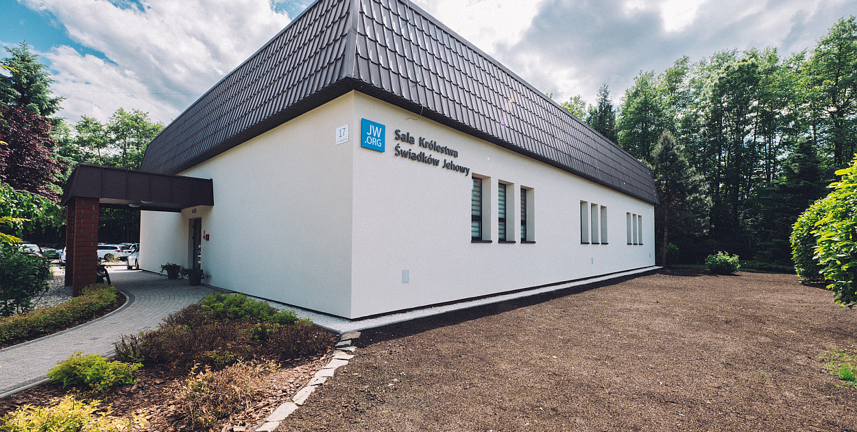 Odremontowany budynek spotkań świadków Jehowy / fot. nadesłane