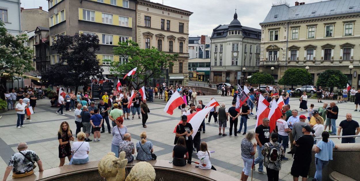Manifestacja przeciwko emigrantom w Bielsku-Białej
